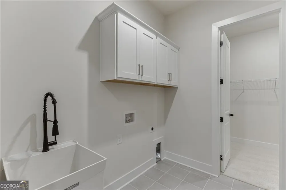 5410 Settingdown RD Cumming, GA 30041