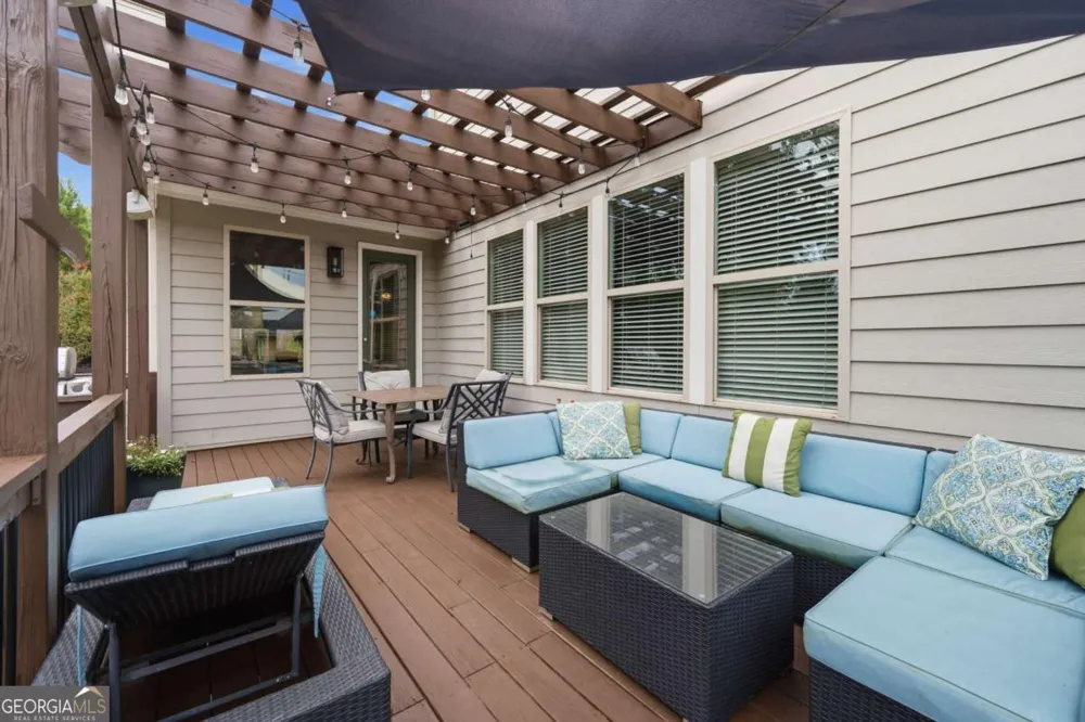 126 Windfields LN Woodstock, GA 30188