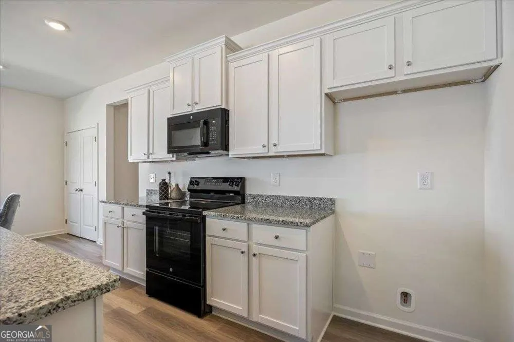 2710 Sandy RD Conyers, GA 30013