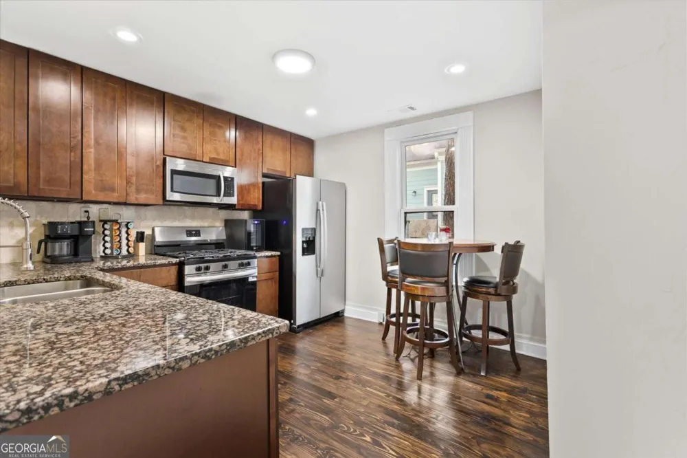 867 Beecher ST SW Atlanta, GA 30310