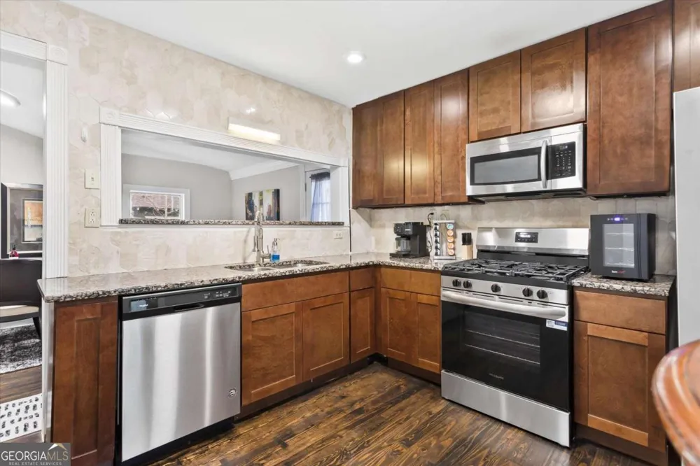 867 Beecher ST SW Atlanta, GA 30310