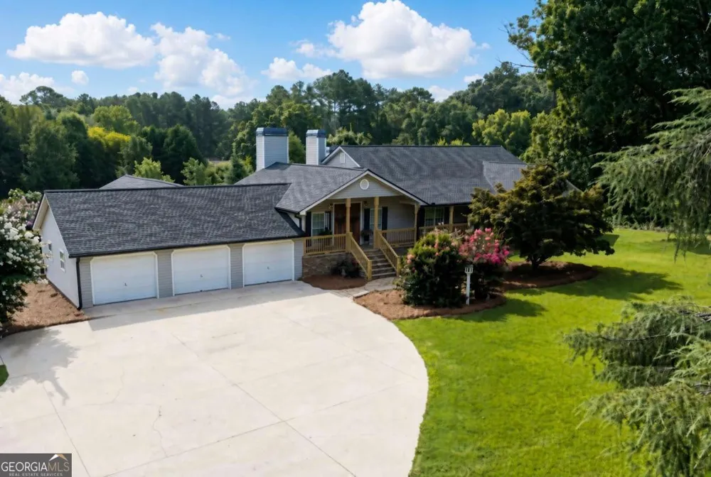 3021 Old Lost Mountain RD Powder Springs, GA 30127