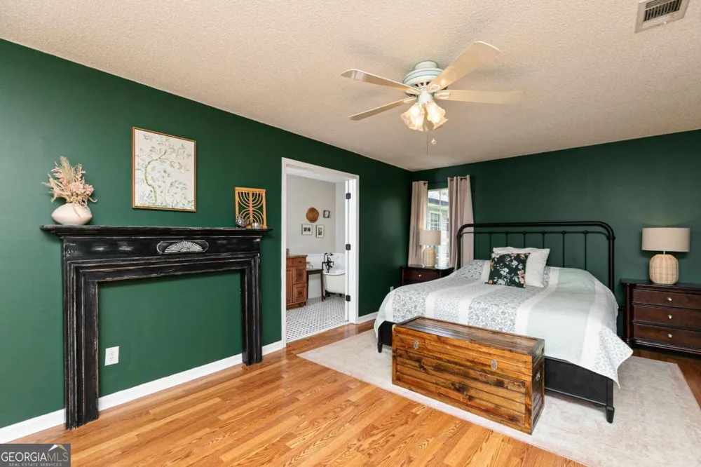 3021 Old Lost Mountain RD Powder Springs, GA 30127
