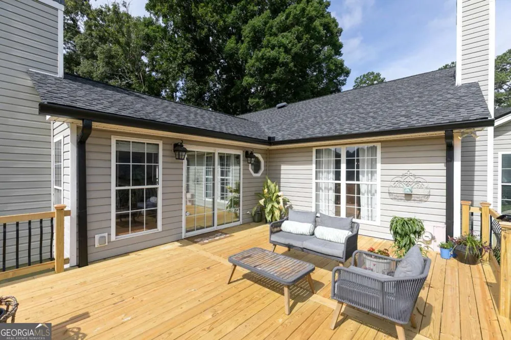 3021 Old Lost Mountain RD Powder Springs, GA 30127