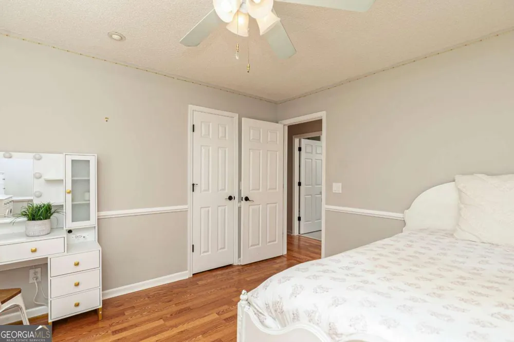 3021 Old Lost Mountain RD Powder Springs, GA 30127