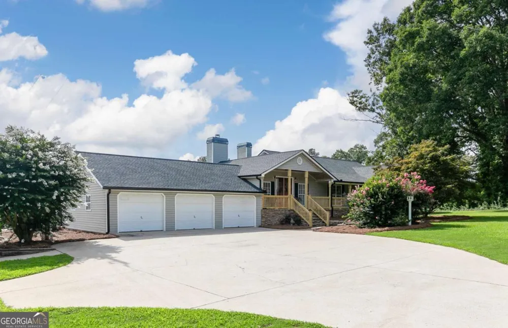 3021 Old Lost Mountain RD Powder Springs, GA 30127
