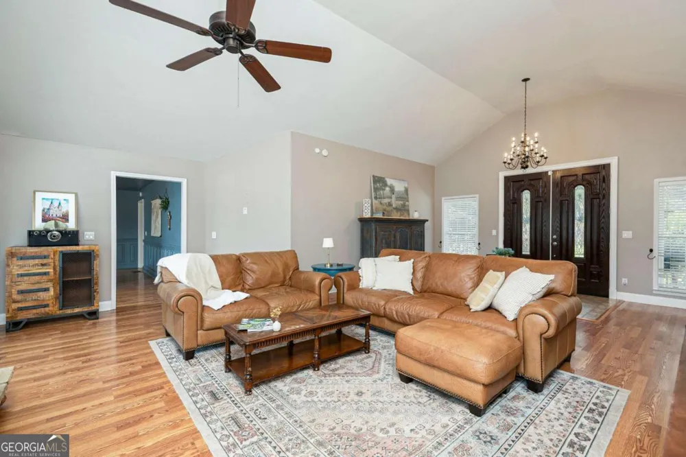 3021 Old Lost Mountain RD Powder Springs, GA 30127