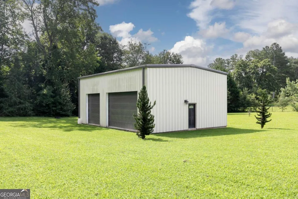 3021 Old Lost Mountain RD Powder Springs, GA 30127