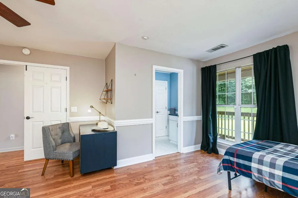 3021 Old Lost Mountain RD Powder Springs, GA 30127