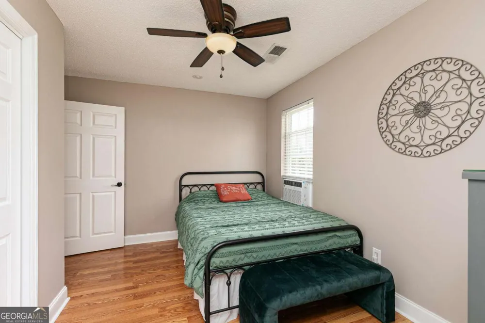 3021 Old Lost Mountain RD Powder Springs, GA 30127