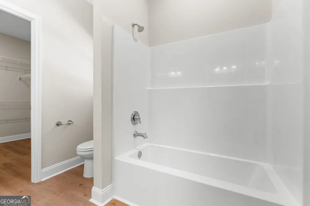 138 Avalon Trace Statesboro, GA 30458