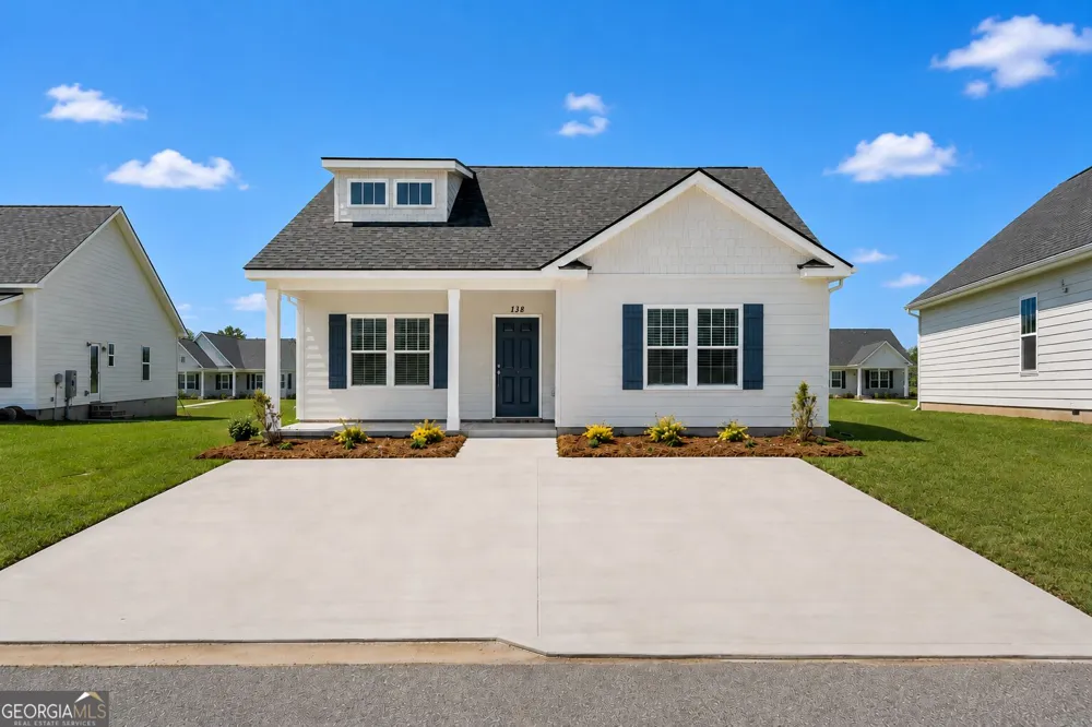 138 Avalon Trace Statesboro, GA 30458