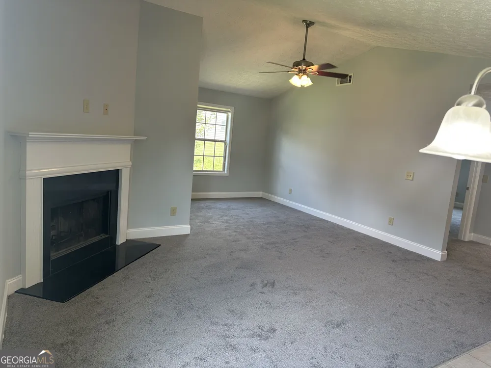 561 Highland Pointe DR Alto, GA 30510