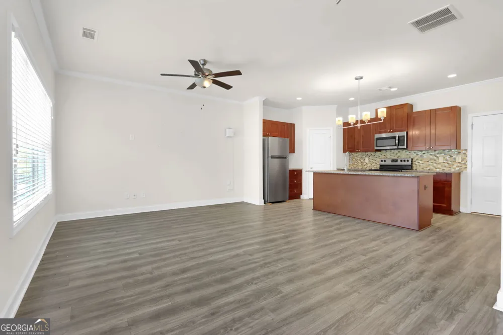 232 Cashes DR Lilburn, GA 30047