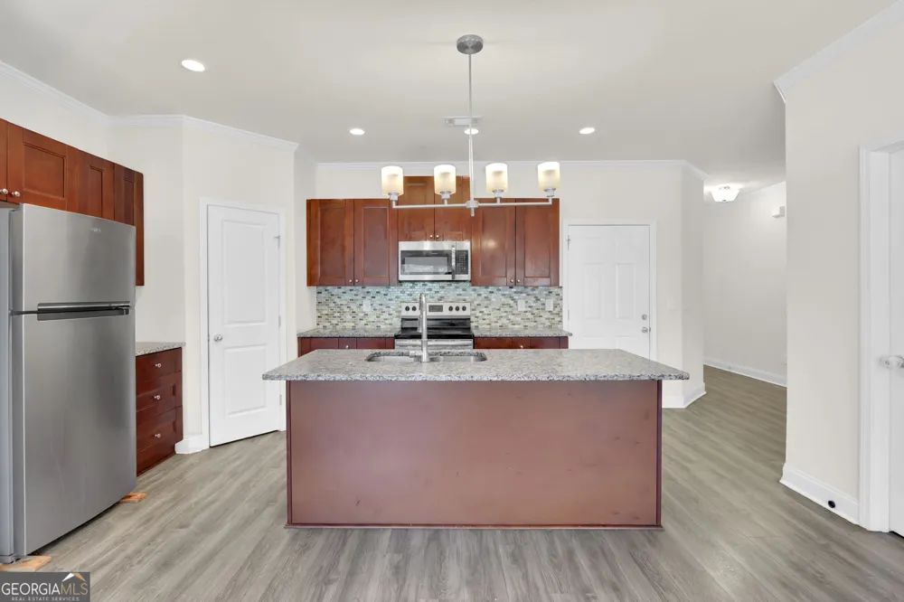232 Cashes DR Lilburn, GA 30047