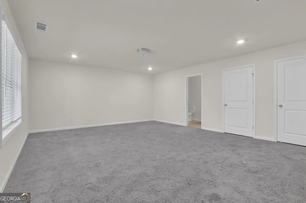 232 Cashes DR Lilburn, GA 30047