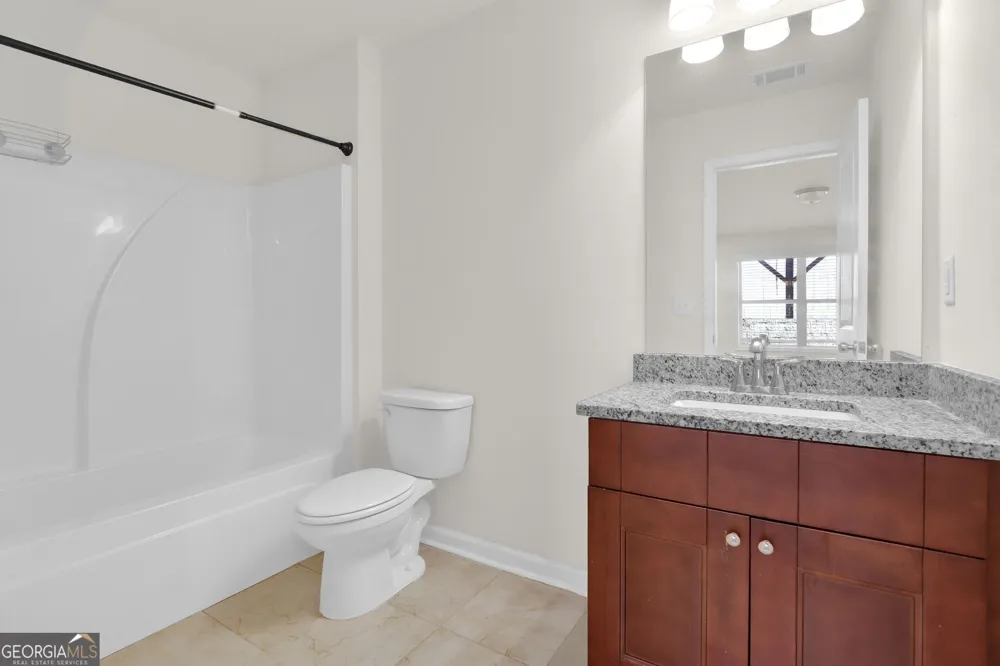 232 Cashes DR Lilburn, GA 30047