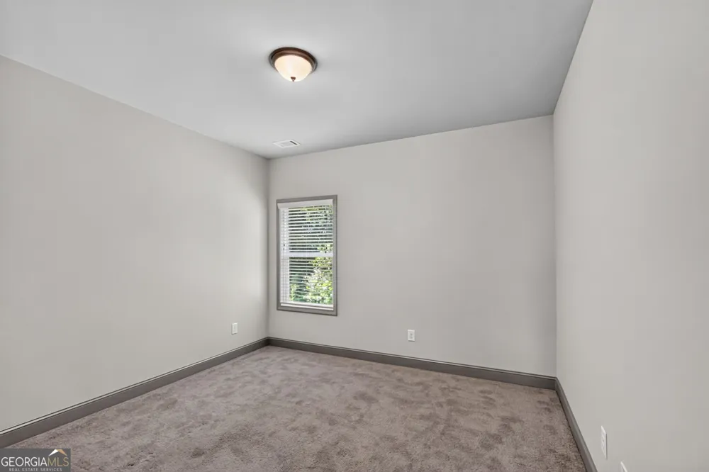 137 Holtz DR Carrollton, GA 30117