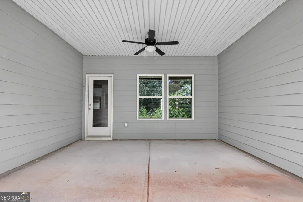 137 Holtz DR Carrollton, GA 30117