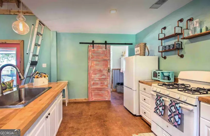132/154 River DR Midway, GA 31320
