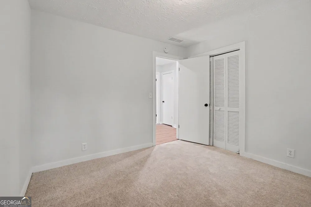 5148 Rocky GLN Stone Mountain, GA 30088