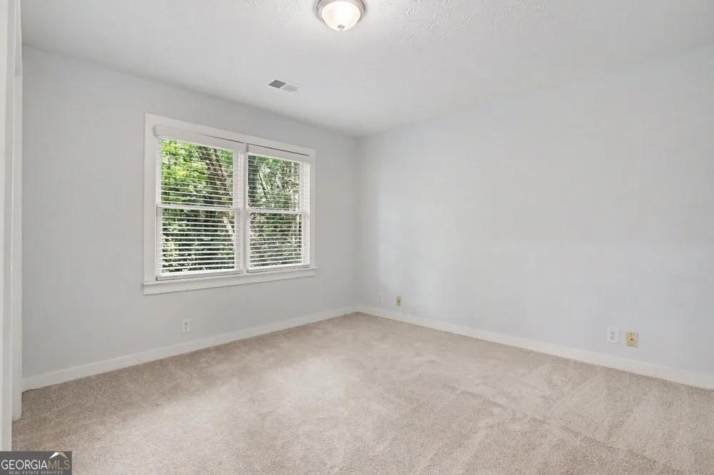 5148 Rocky GLN Stone Mountain, GA 30088