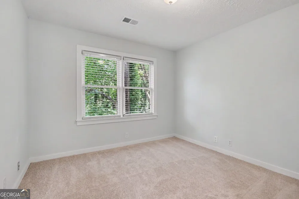 5148 Rocky GLN Stone Mountain, GA 30088