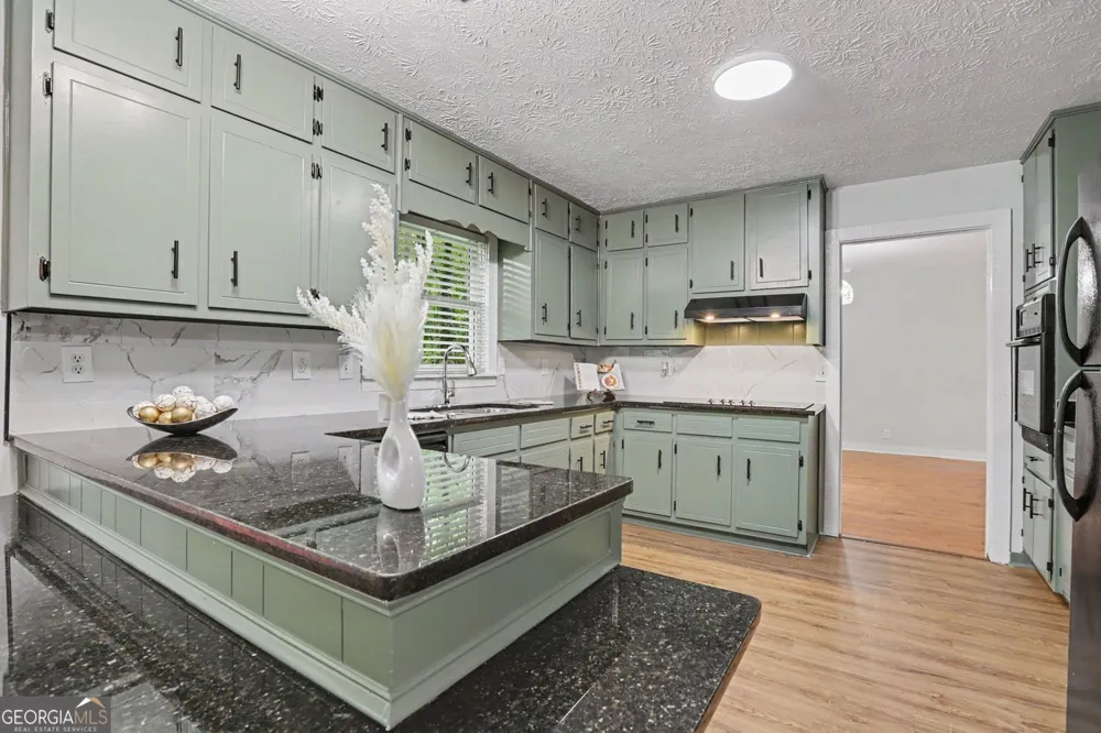 5148 Rocky GLN Stone Mountain, GA 30088