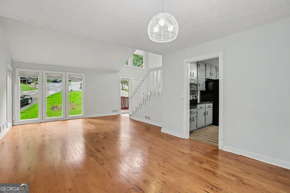 5148 Rocky GLN Stone Mountain, GA 30088
