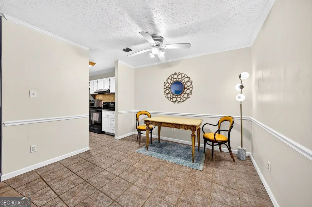 810 Tuxworth CIR Decatur, GA 30033