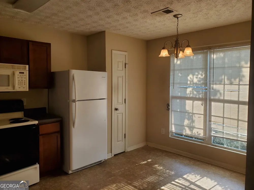 11420 S Grove DR Hampton, GA 30228