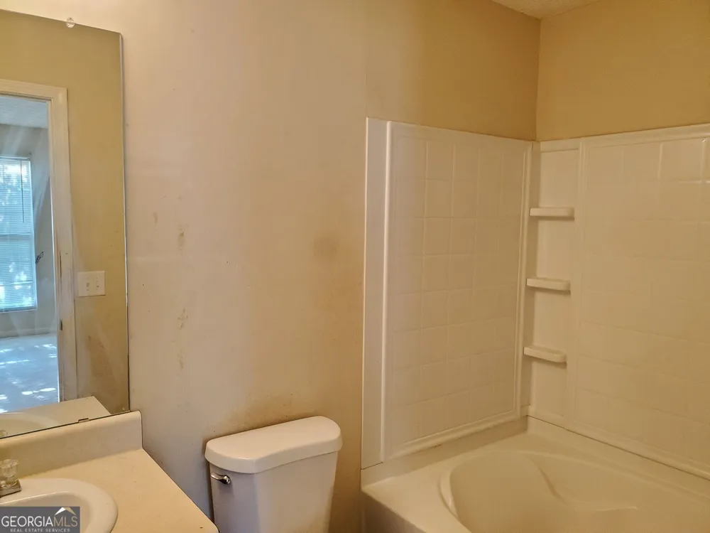 11420 S Grove DR Hampton, GA 30228