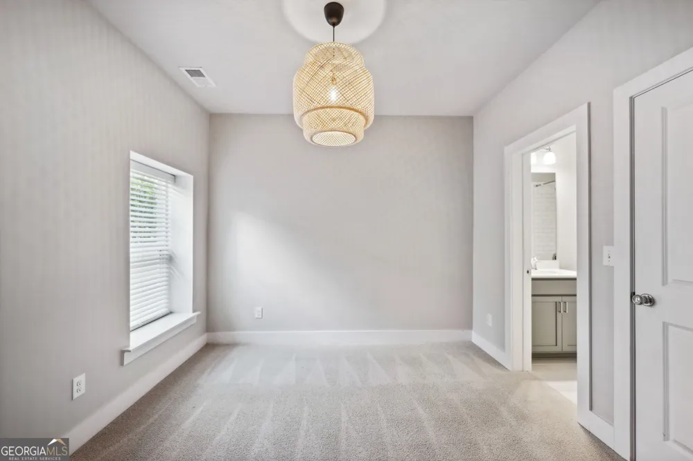 1339 Callahan CV SE Atlanta, GA 30316