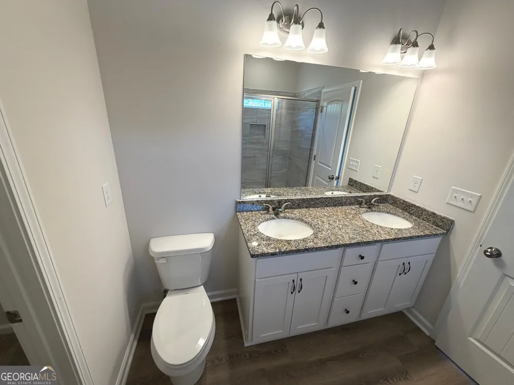 653 Dortch RD Eastanollee, GA 30538