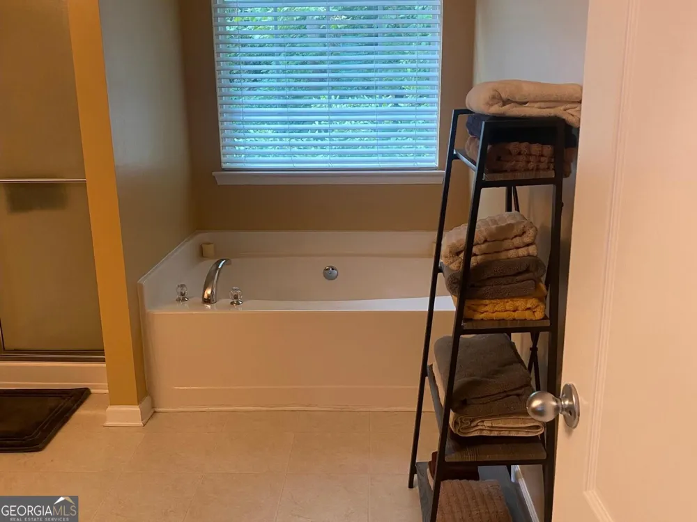 4135 Landover CT Austell, GA 30106