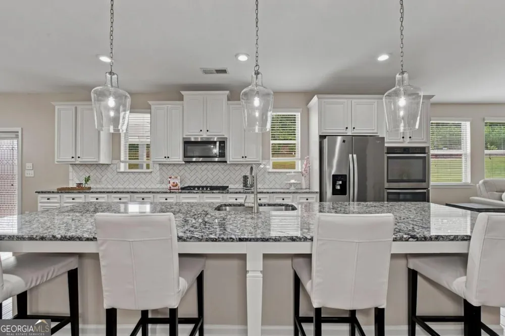 3946 Woodoats CIR Buford, GA 30519