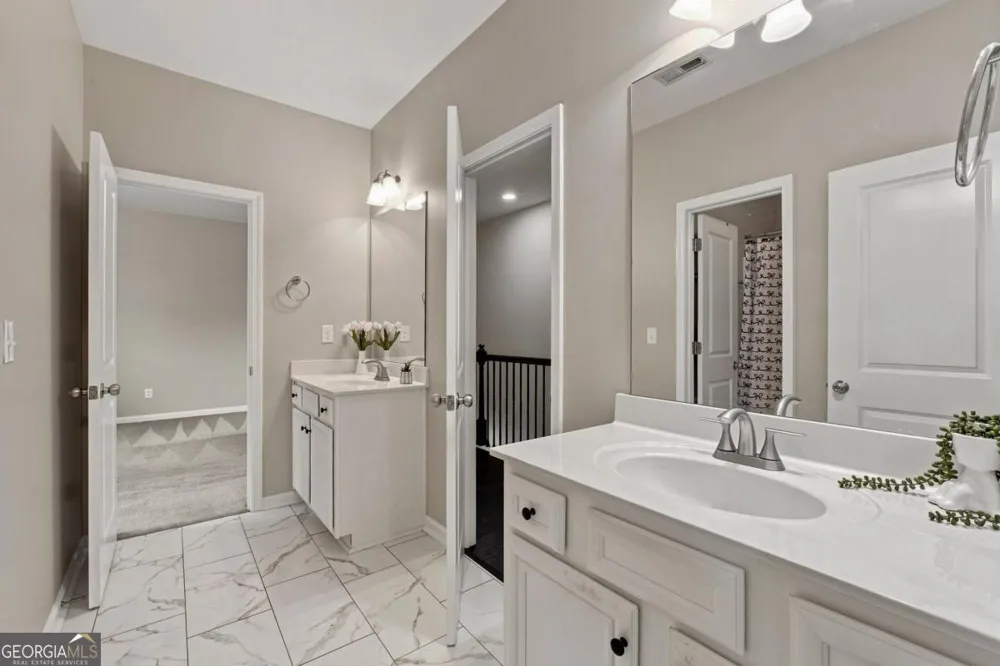 3946 Woodoats CIR Buford, GA 30519