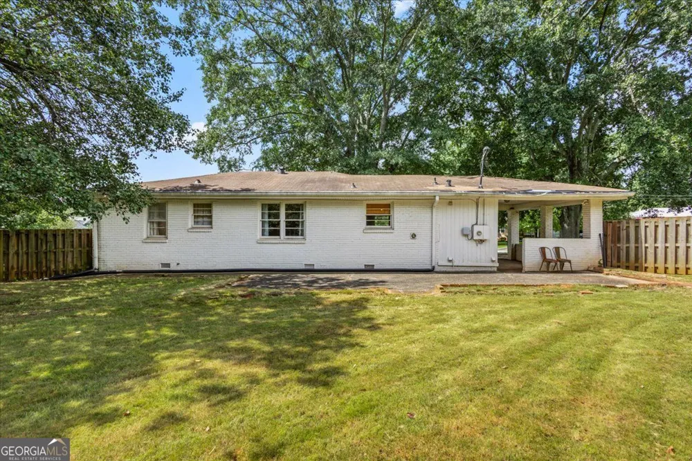 2801 Miriam LN Decatur, GA 30032
