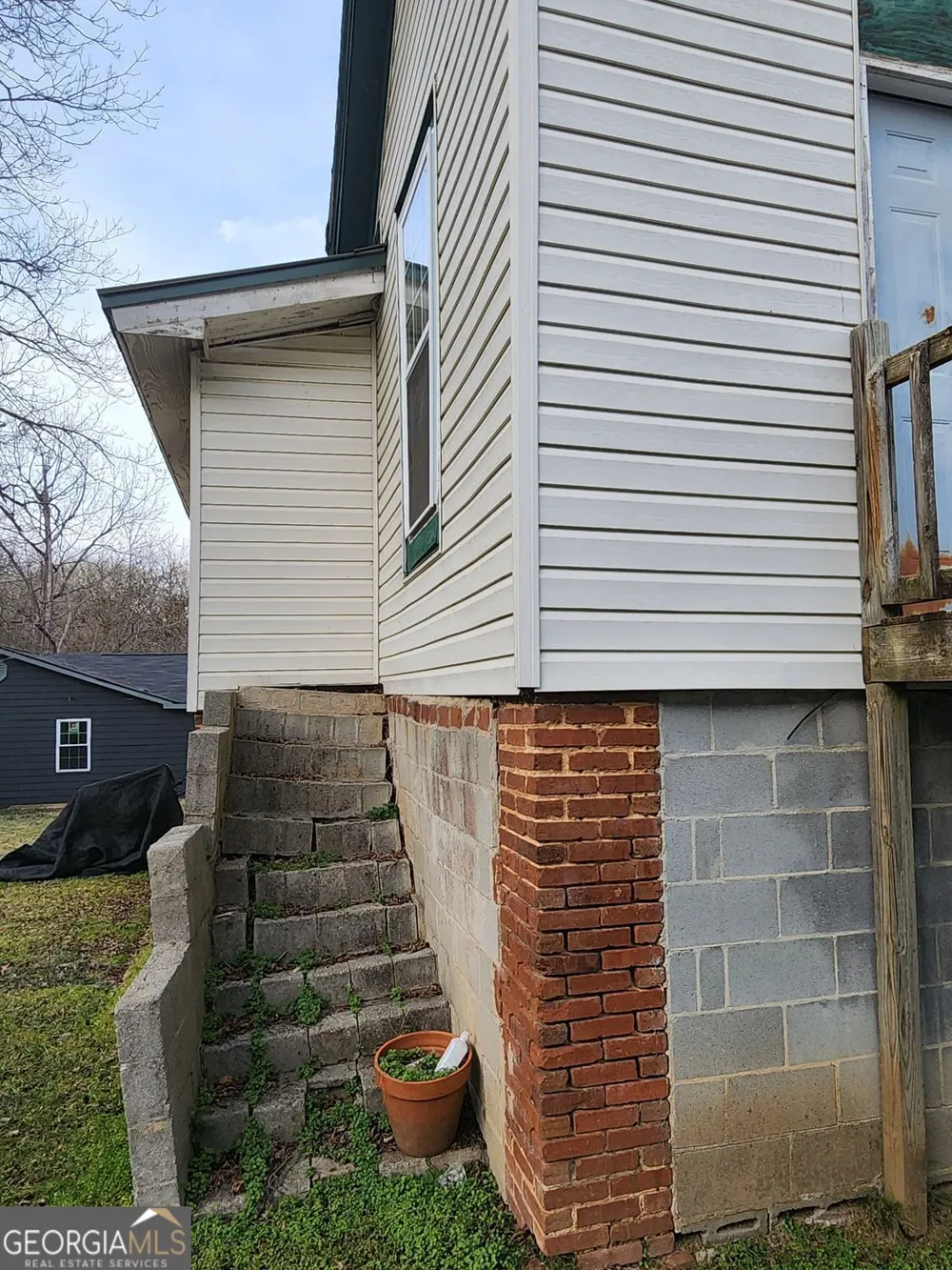 229 Walker ST Jackson, GA 30233