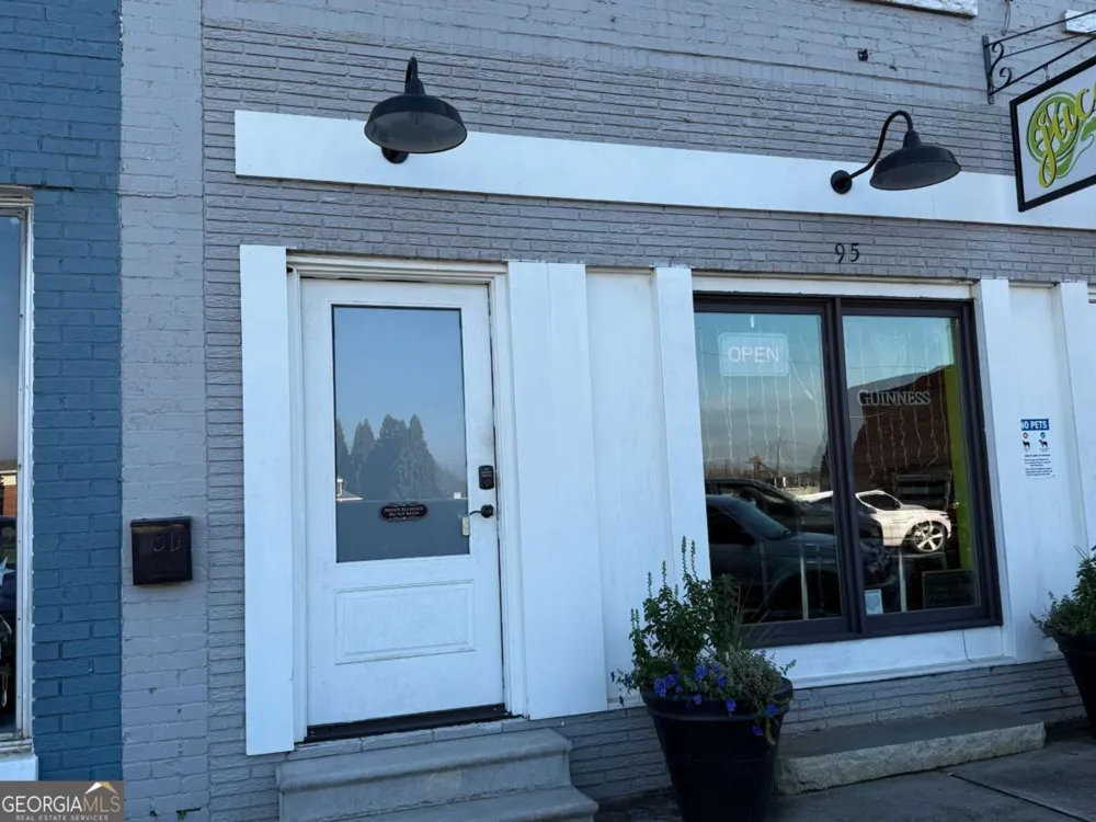 95 W Franklin ST Hartwell, GA 30643