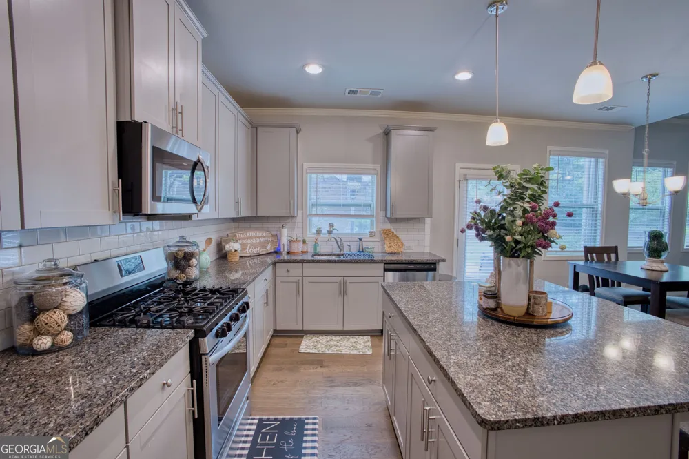 523 Blue Mountain Rise Canton, GA 30114