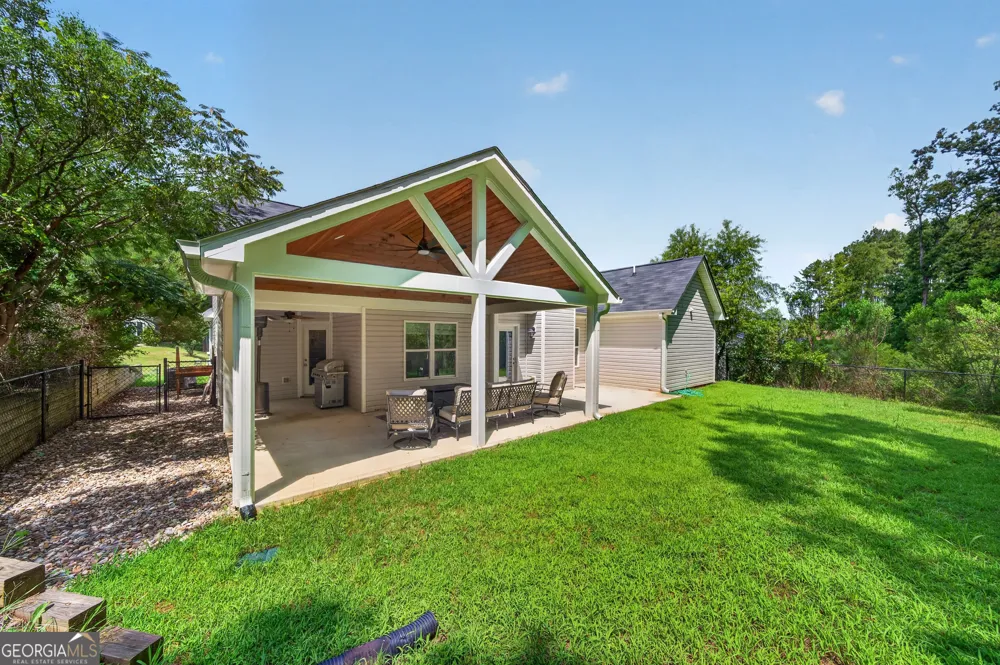 134 Misty Grove Ln Eatonton, GA 31024