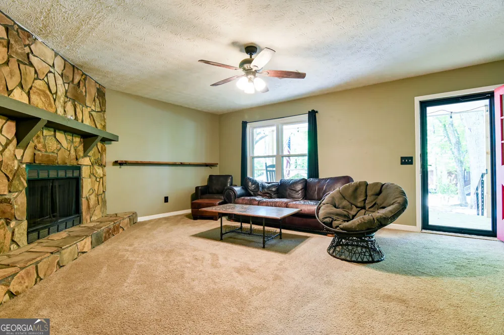 3997 Stacy LN Snellville, GA 30039
