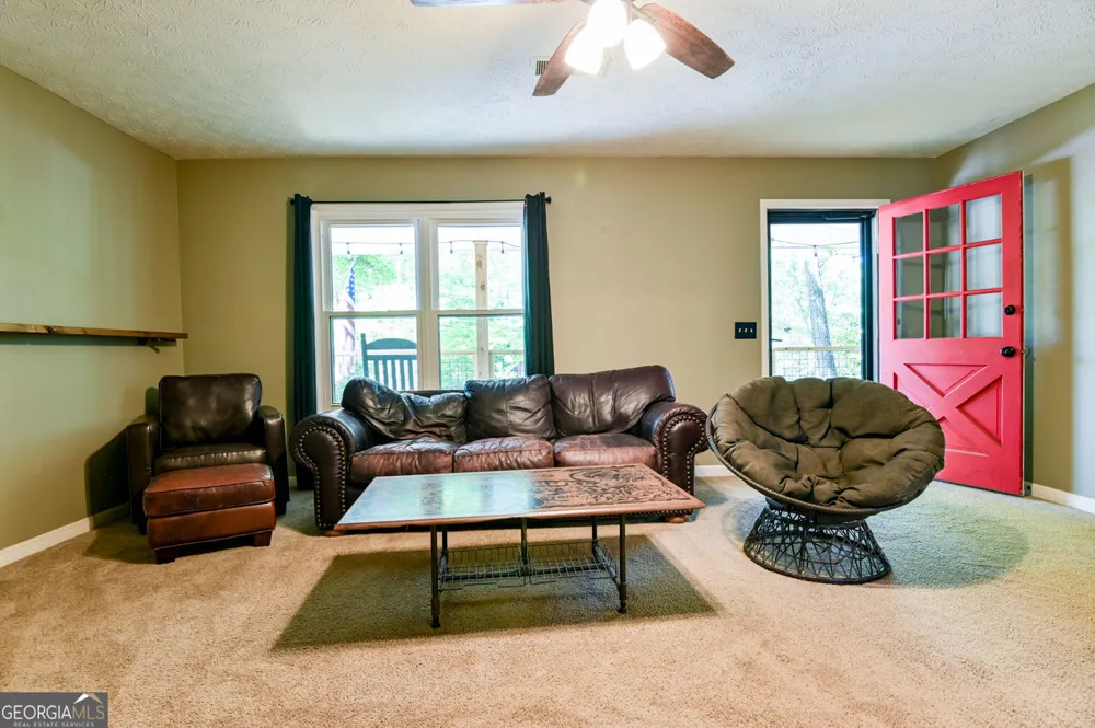 3997 Stacy LN Snellville, GA 30039