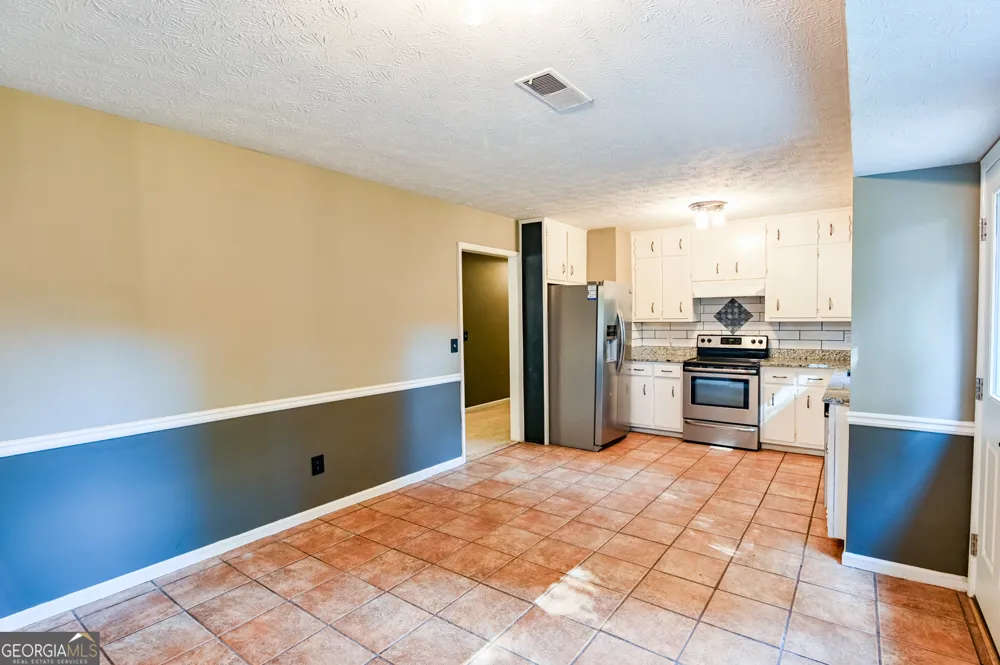 3997 Stacy LN Snellville, GA 30039