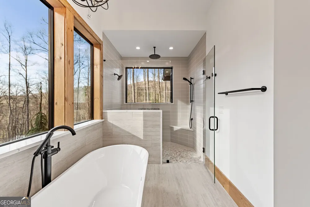 172 Grand Oaks TRL Morganton, GA 30560