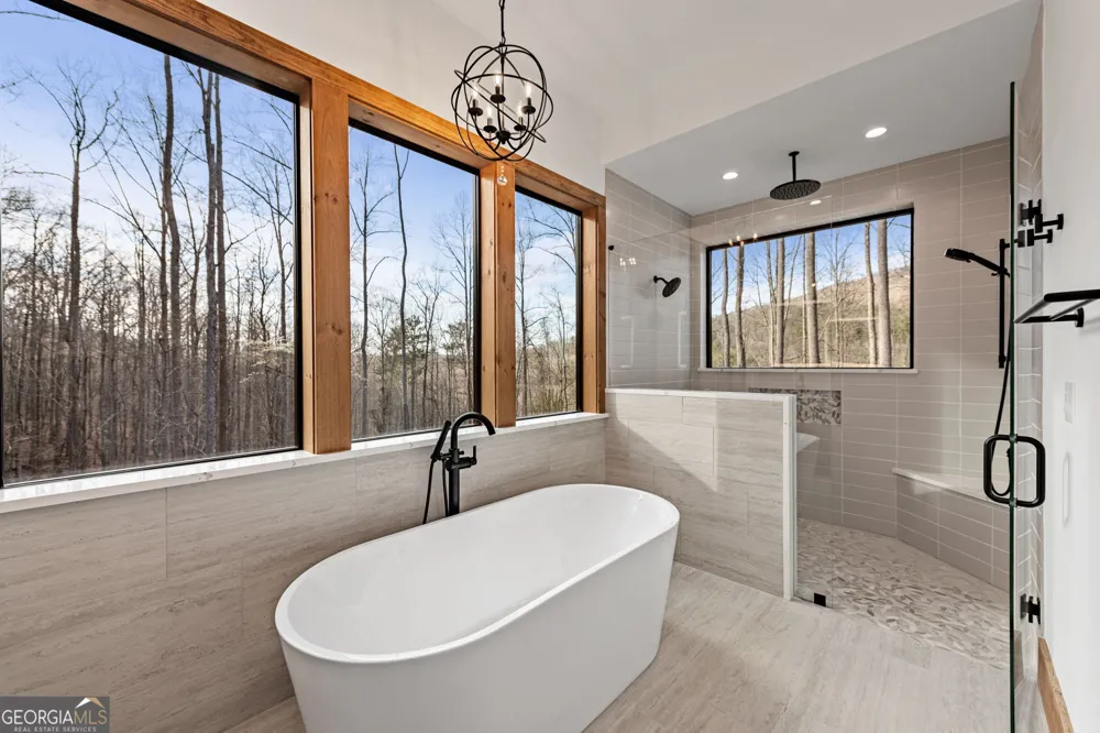 172 Grand Oaks TRL Morganton, GA 30560