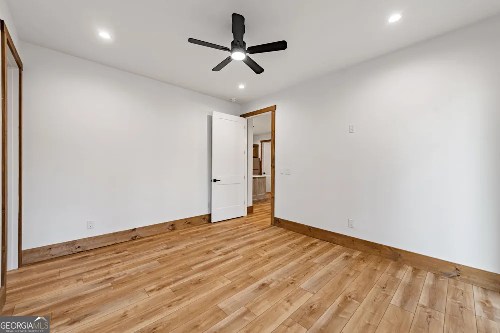 172 Grand Oaks TRL Morganton, GA 30560