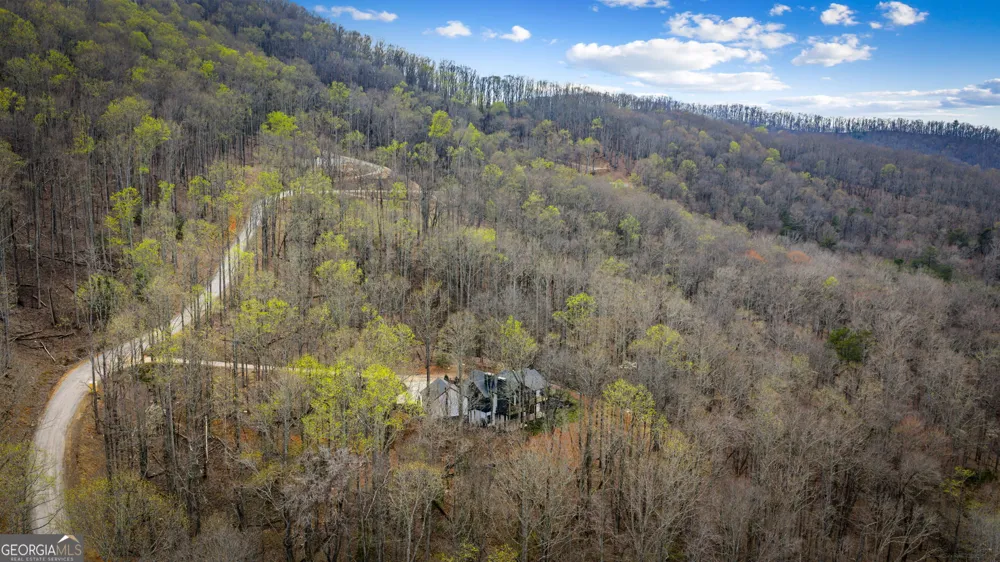 172 Grand Oaks TRL Morganton, GA 30560