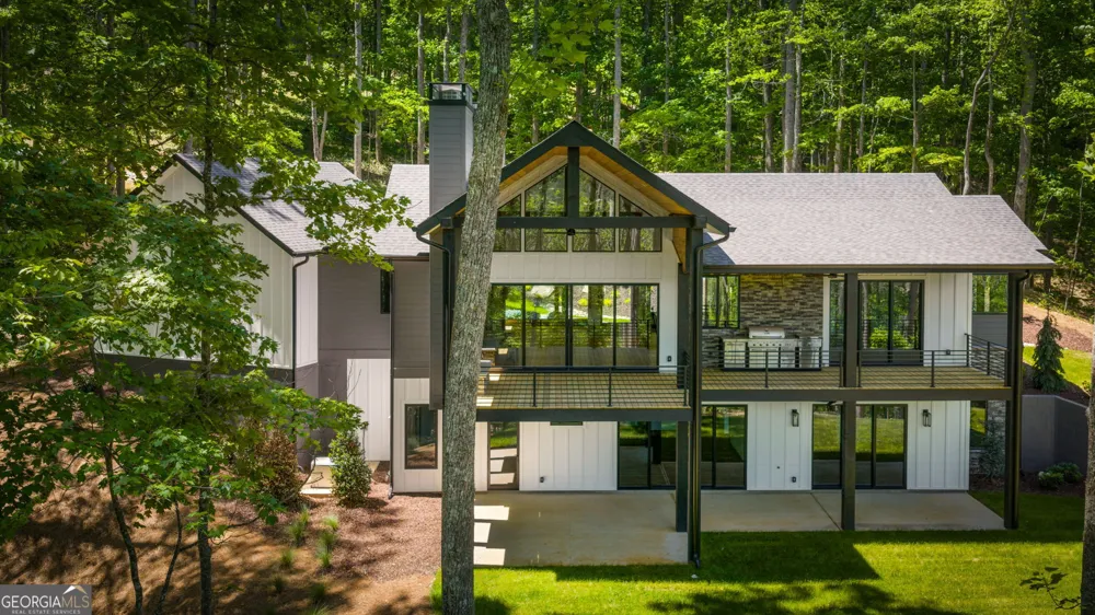 172 Grand Oaks TRL Morganton, GA 30560